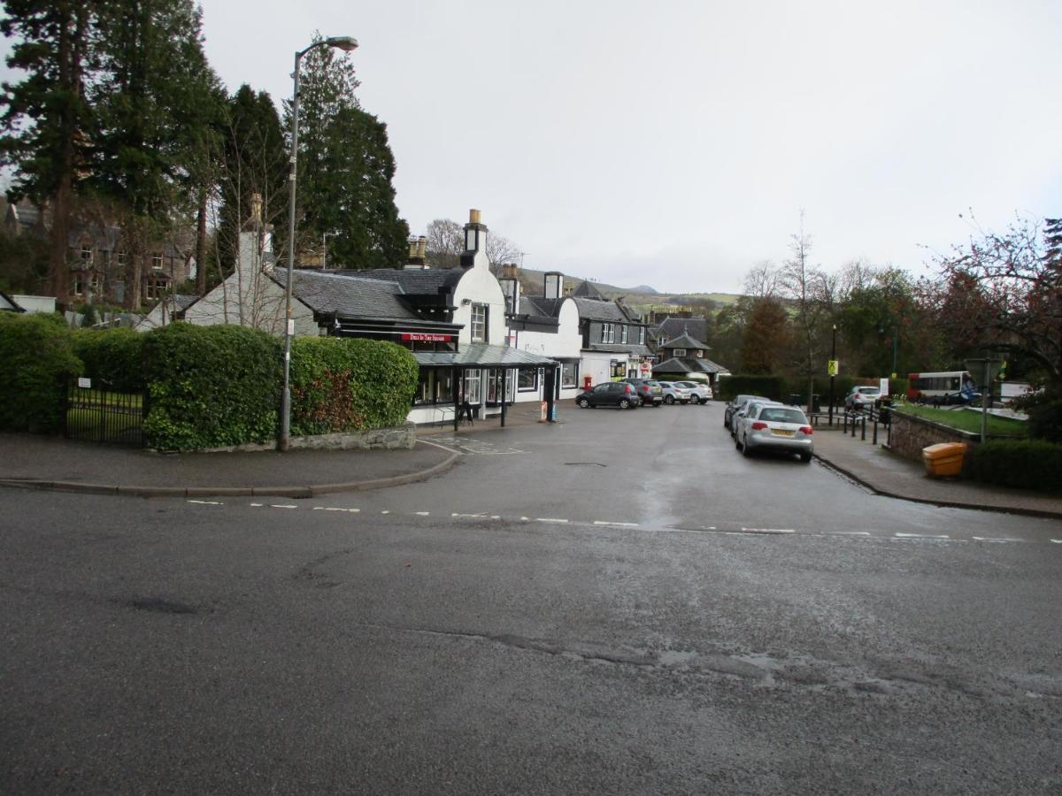 White Lodge B & B Strathpeffer Buitenkant foto